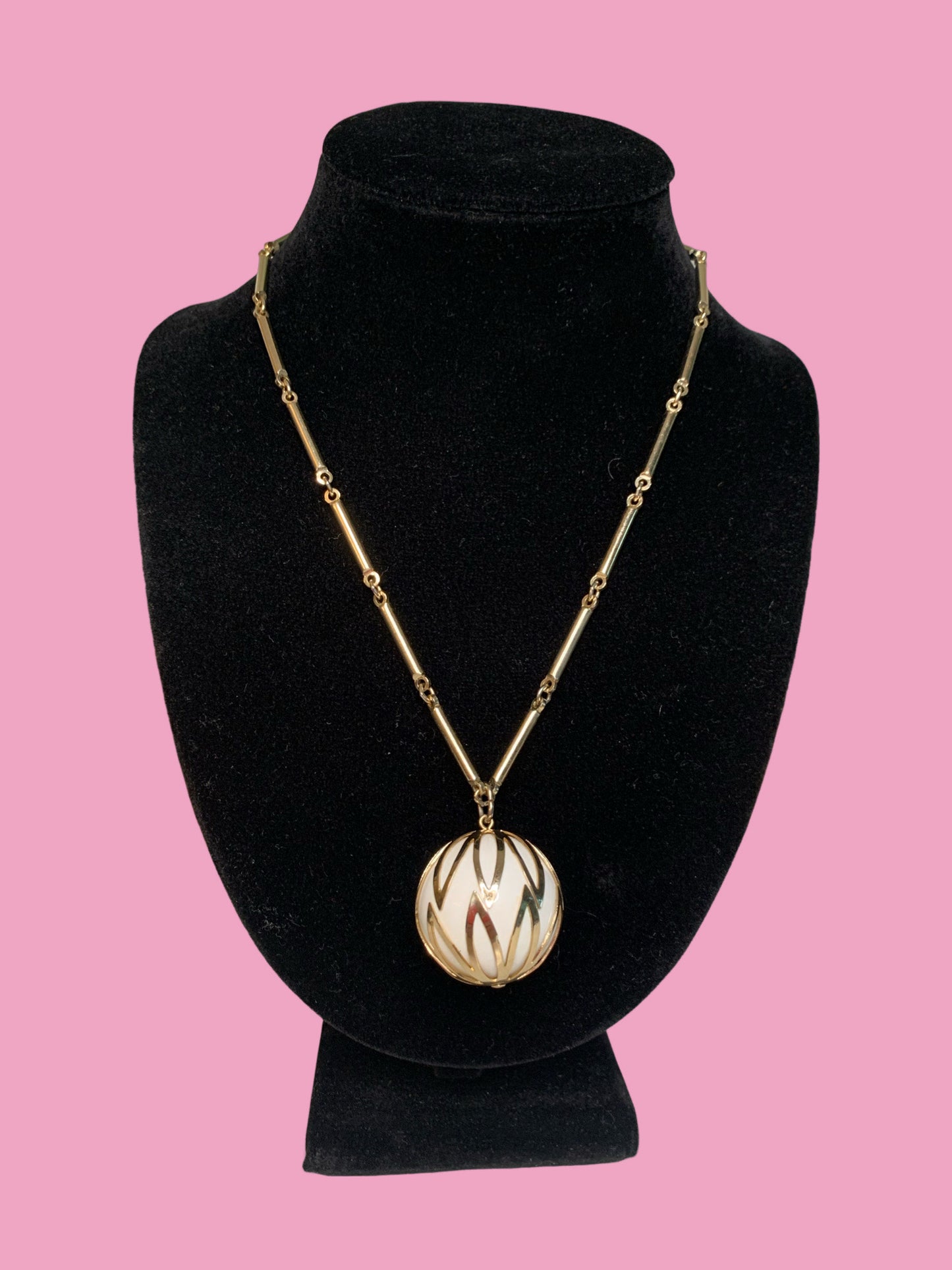 Sarah Coventry Mod Necklace