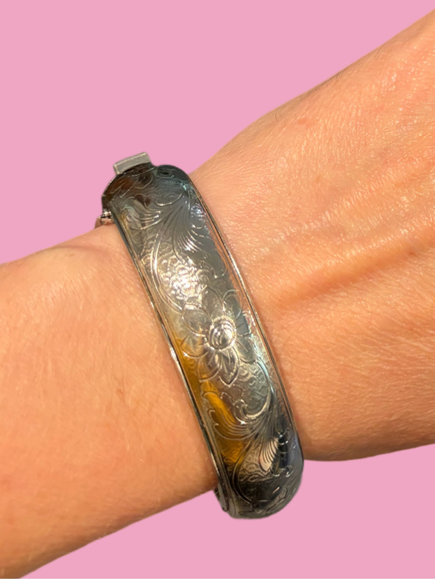 1950s Etched Floral Bangle