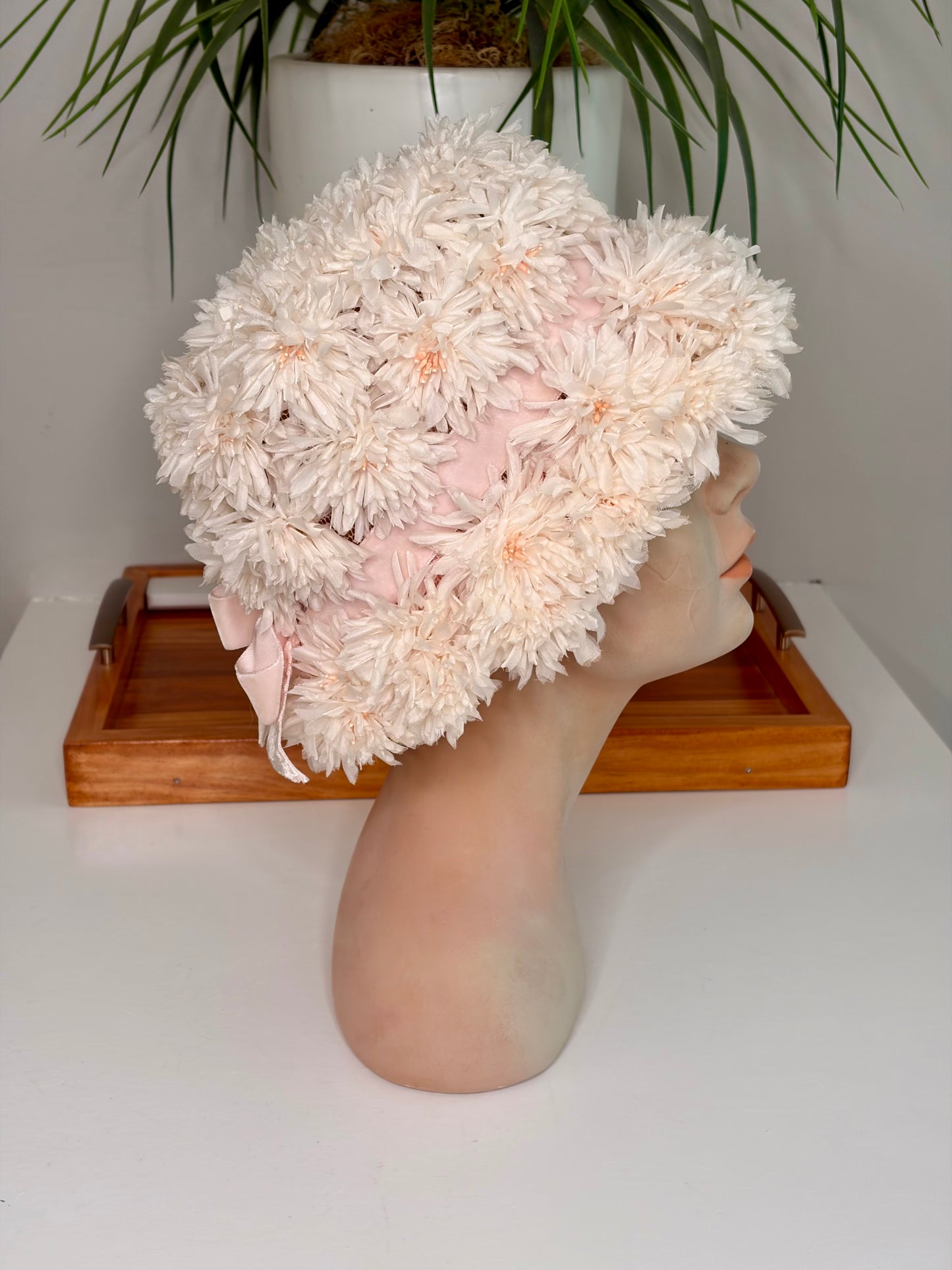 1960s Light Pink Flower Bucket Hat