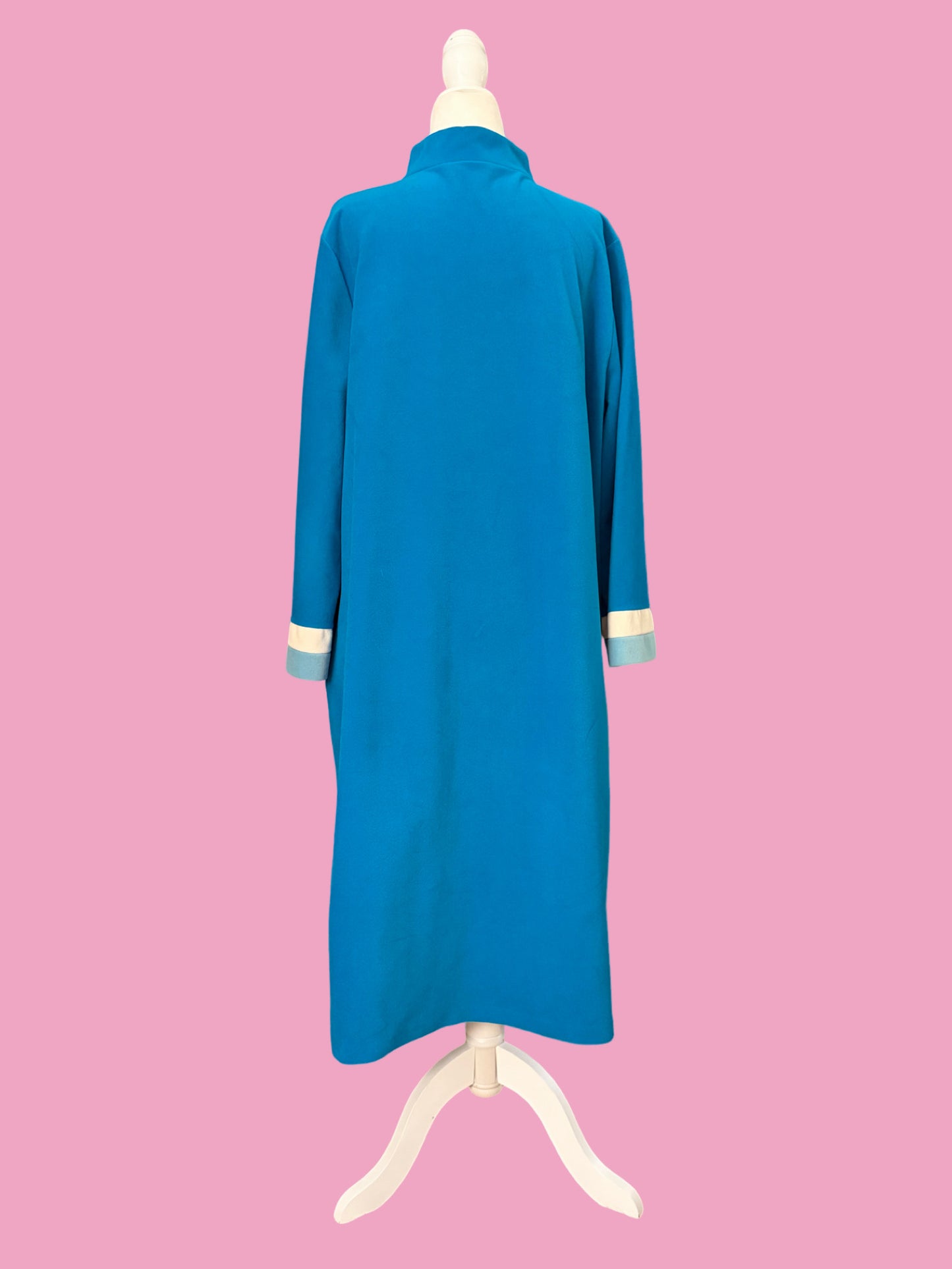 1970s Vanity Fair Blue/Cream Striped Robe