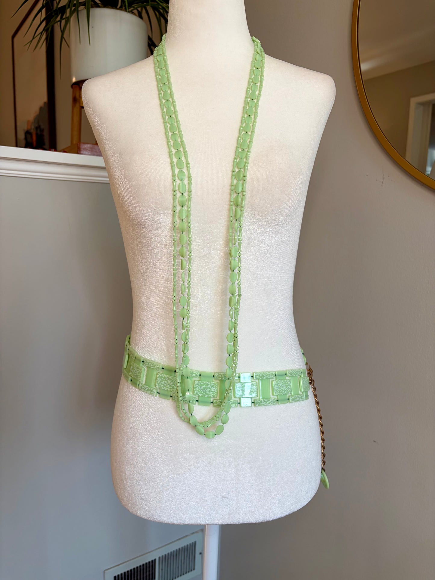 1960s MOD Matching Light Green Acrylic Necklace & Link/Chain Belt Set