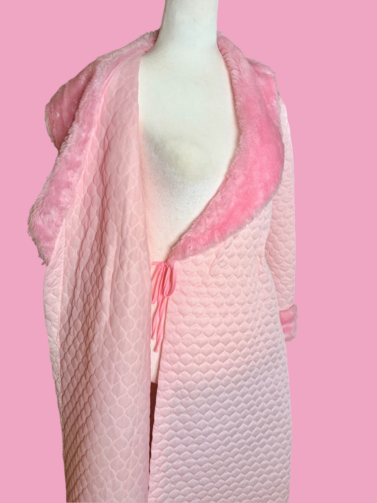 1970s Baby Pink Quilted Robe w/ Faux Fur Trim by BHS