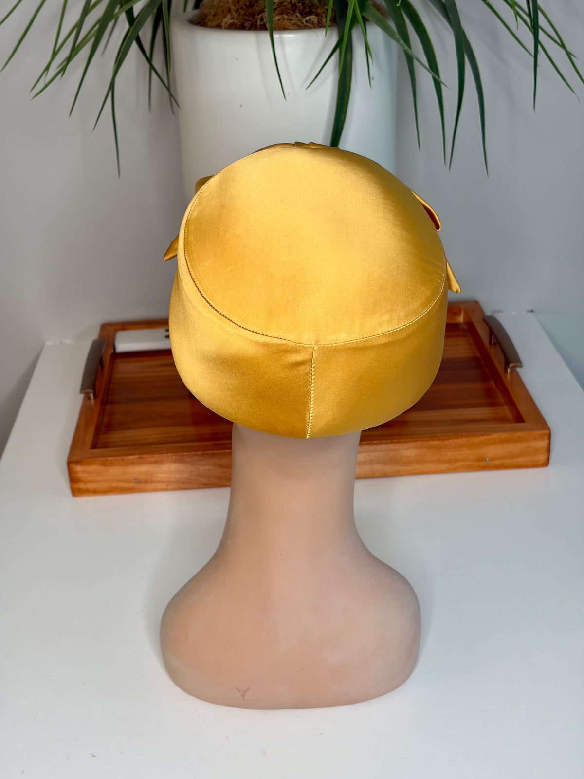 1950s Marigold Satin Hat w/ Front Bow