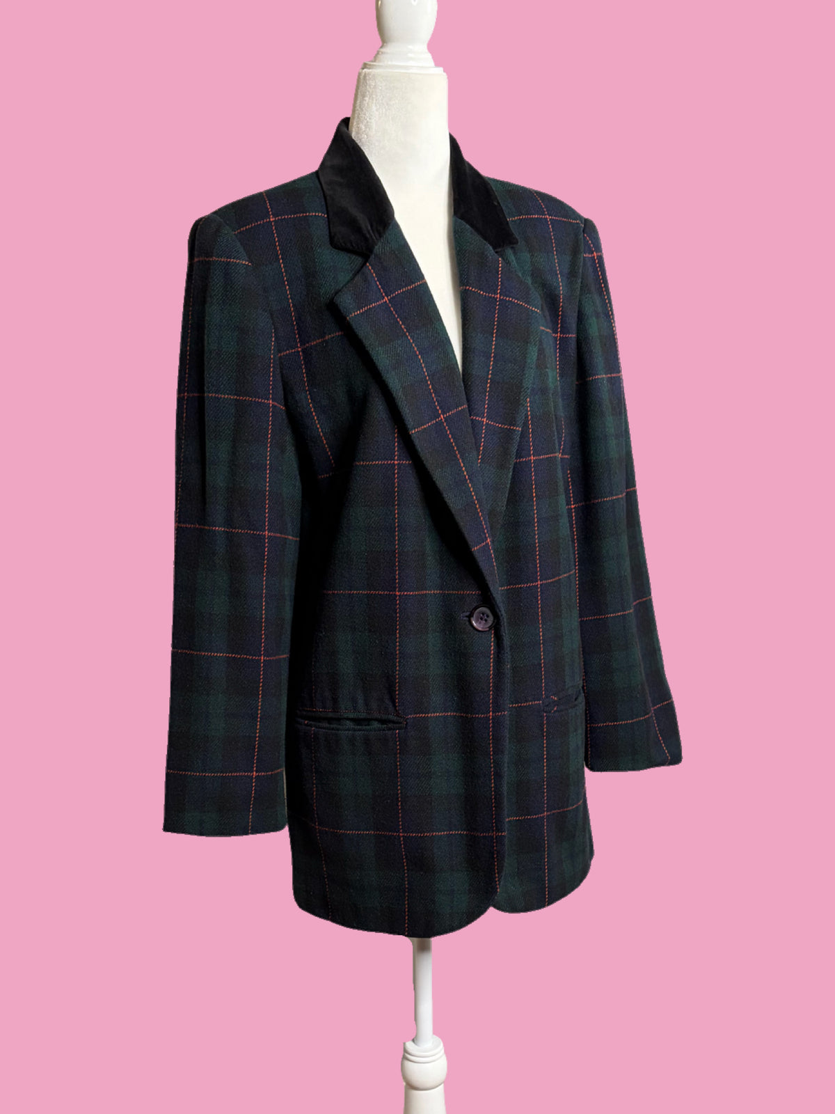 1980s Vintage Smart Plaid Blazer w/ Velvet Collar by Sag Harbor