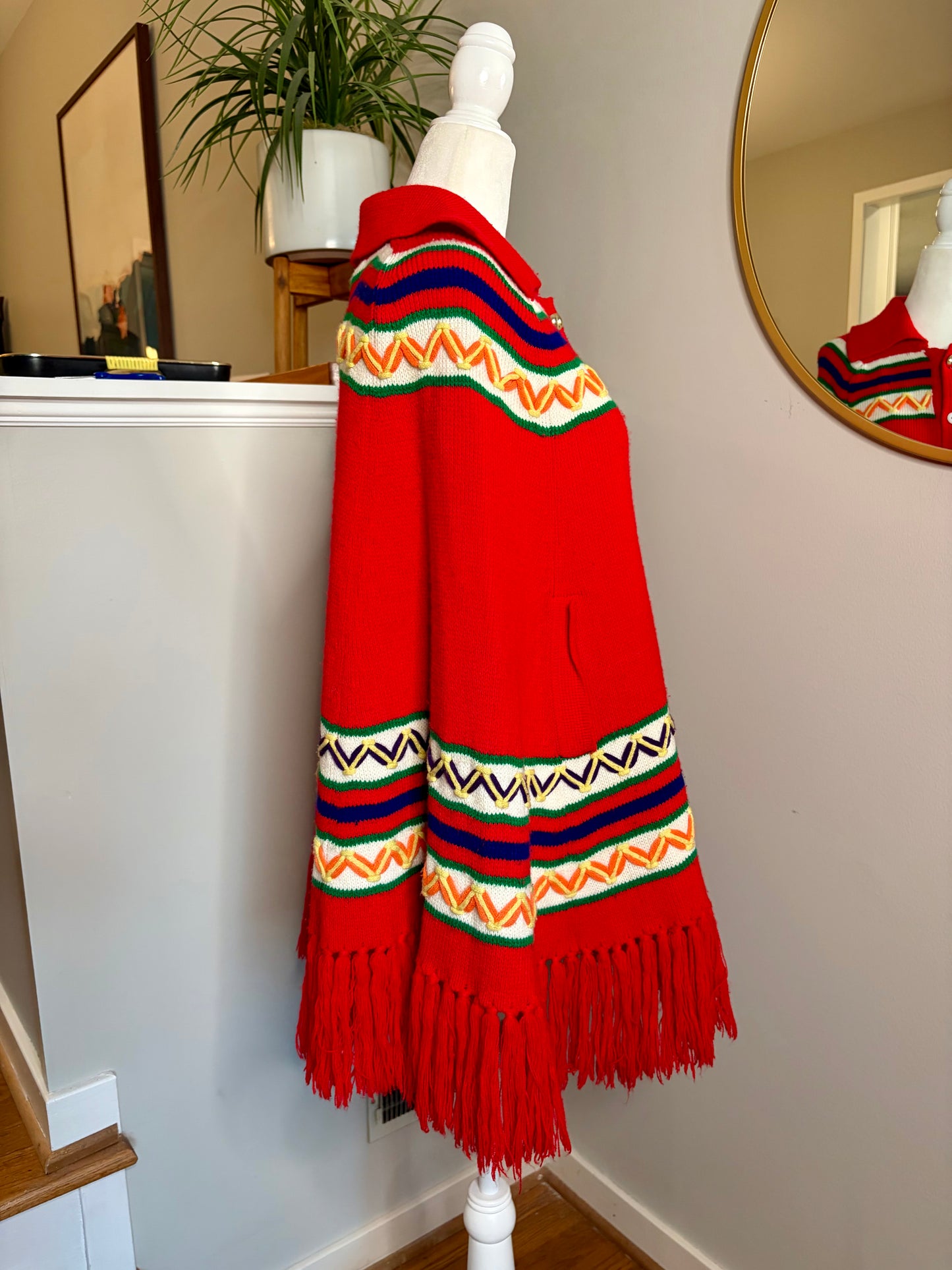 1970s Red Patterned Knit Poncho