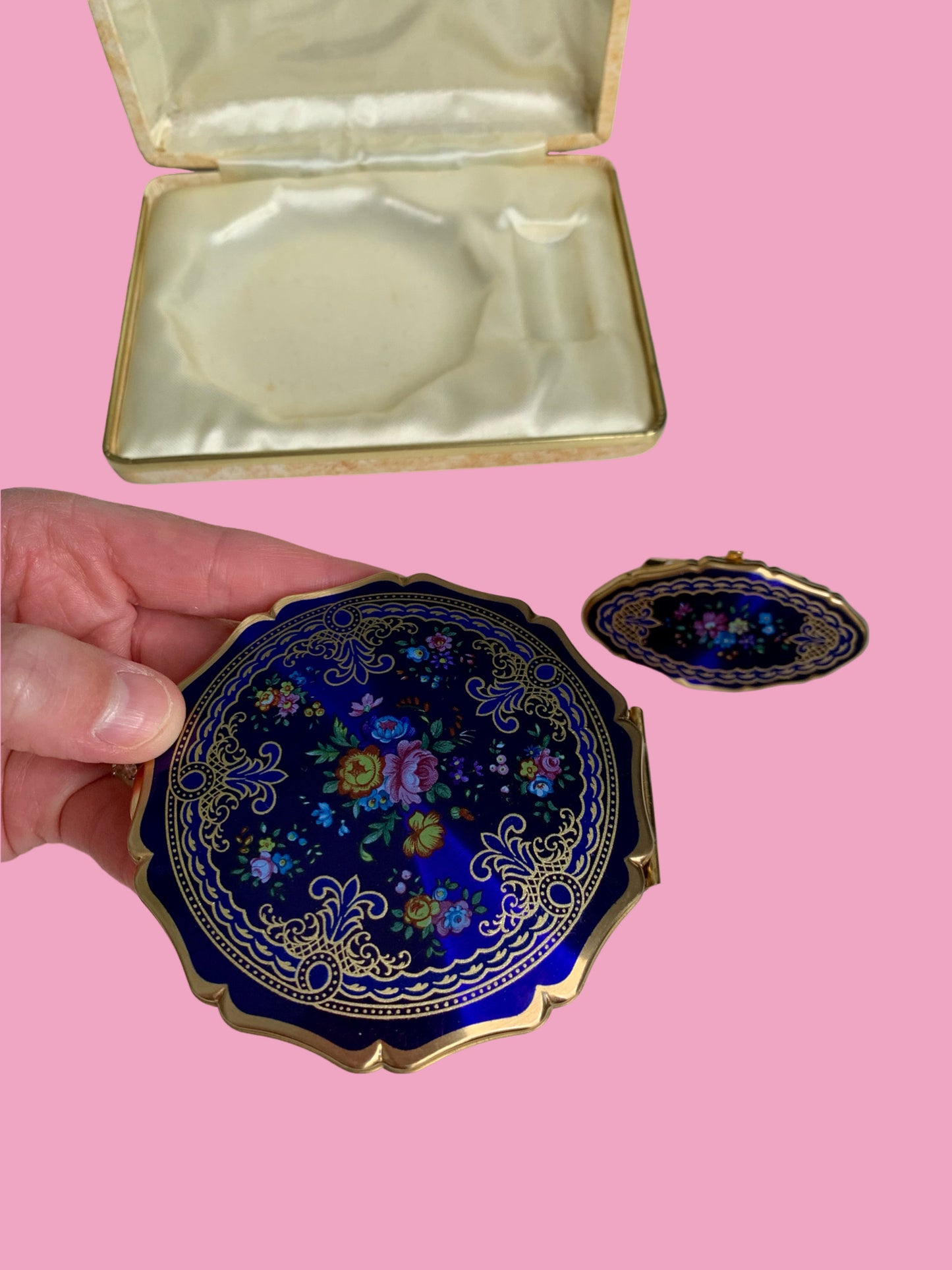 1950s Stratton Cosmetic Set in Original Box