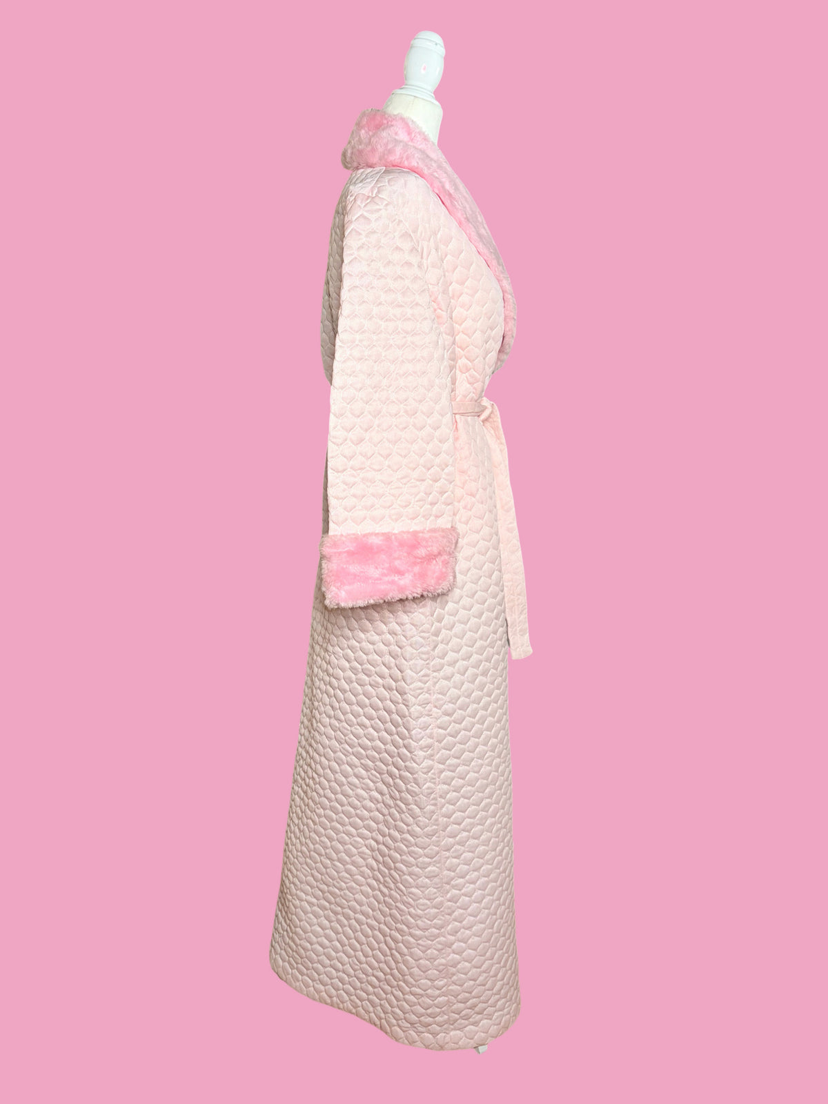1970s Baby Pink Quilted Robe w/ Faux Fur Trim by BHS