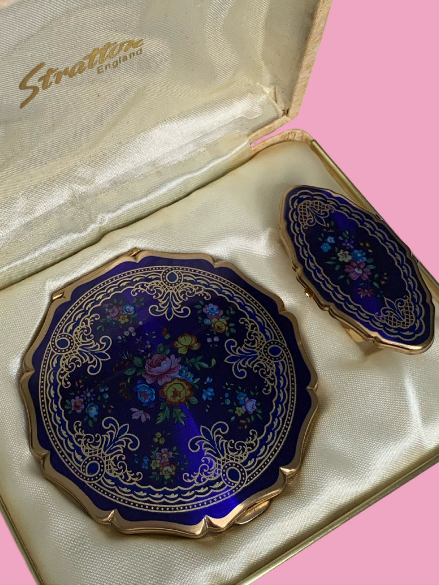 1950s Stratton Cosmetic Set in Original Box