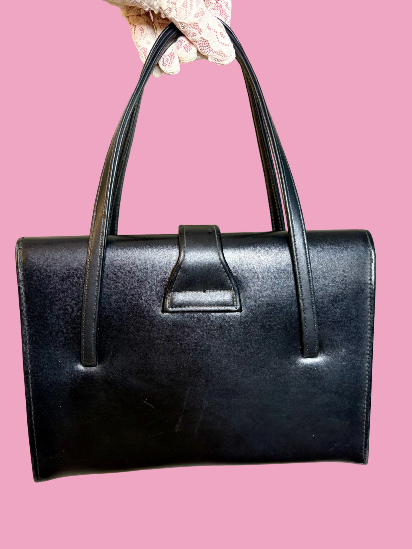 1970s Black Vinyl Handbag with Lucite Ring Clasp