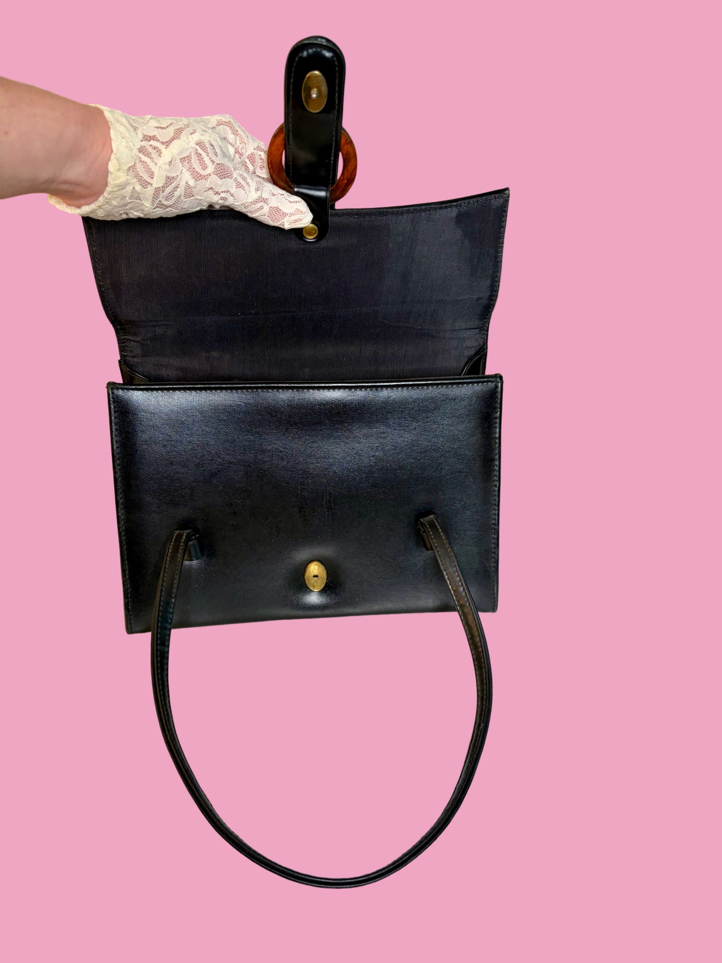 1970s Black Vinyl Handbag with Lucite Ring Clasp
