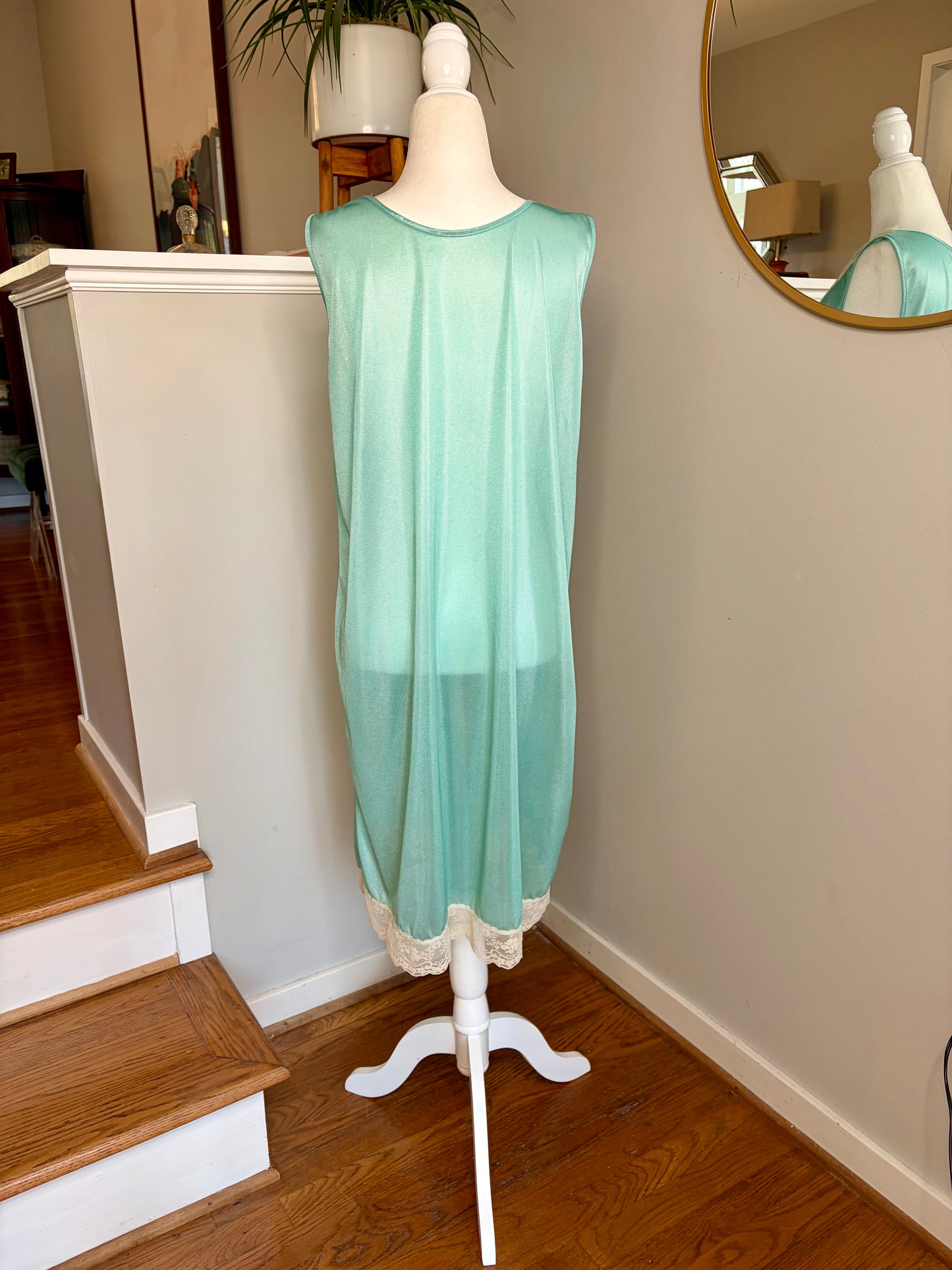 1960s Glencraft Lingerie Nylon/Lace Slip