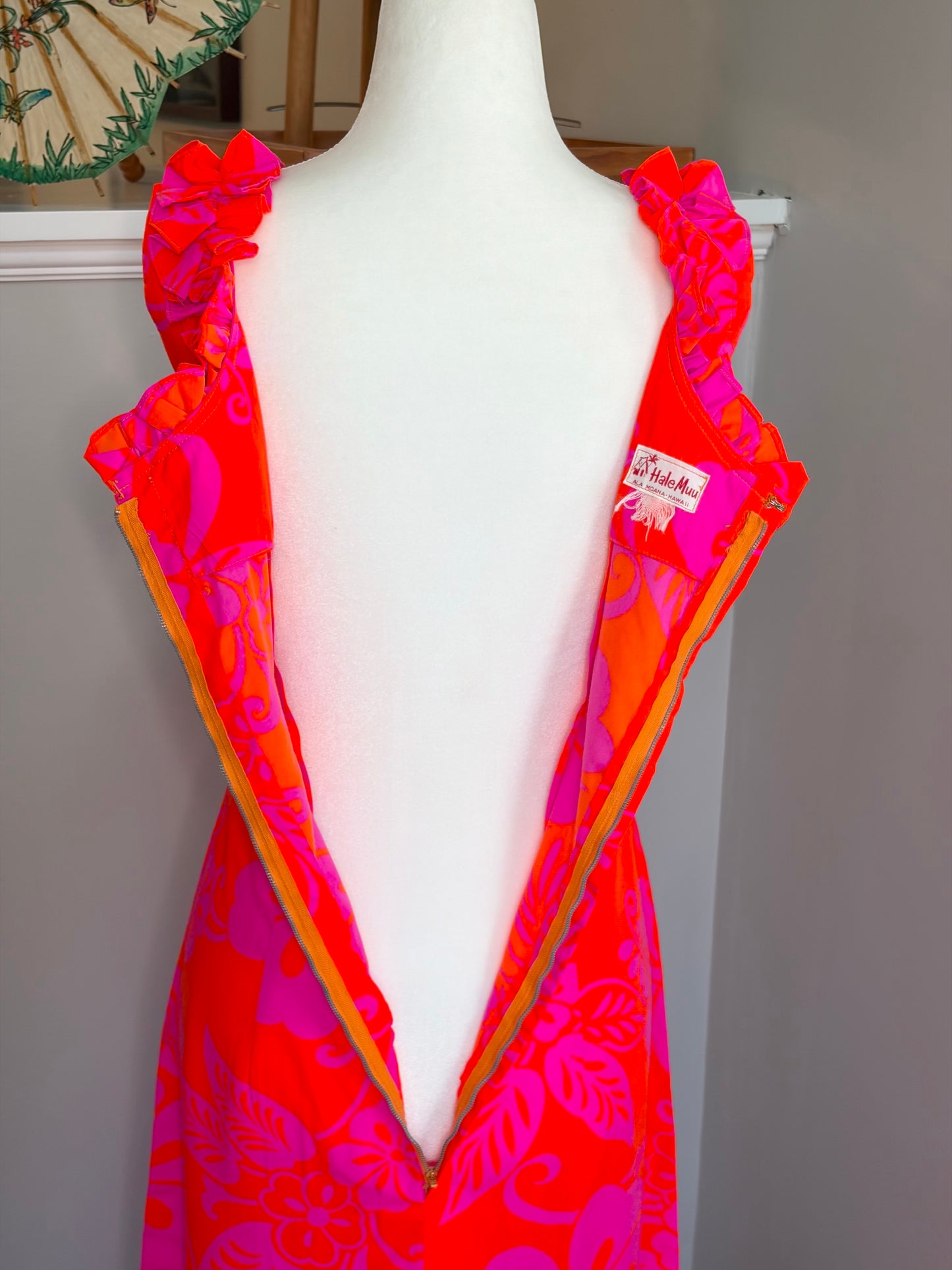 1960s Hale Muu Hawaiian Day Glo Tiki Dress