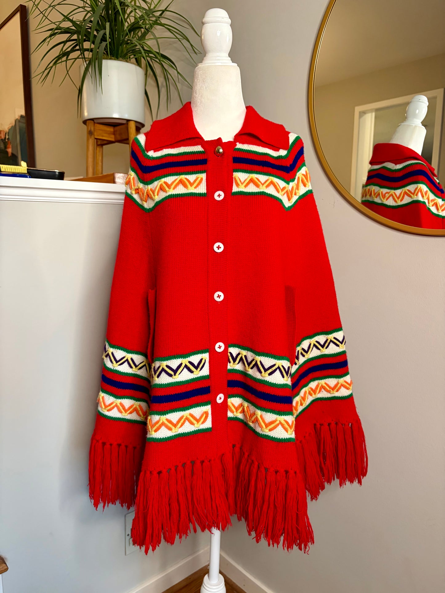 1970s Red Patterned Knit Poncho
