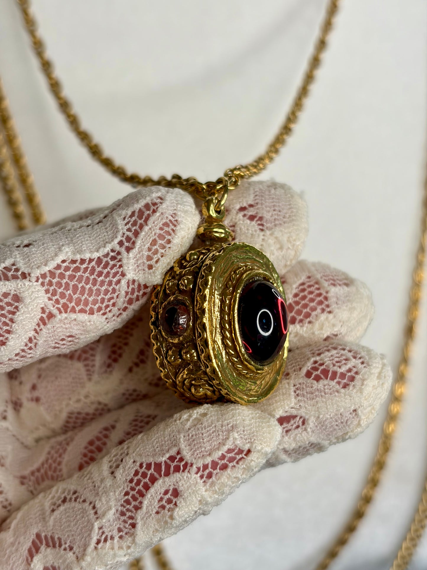 Mid Century Goldette Three Tiered Chain Necklace w/ Purple Glass Cabochon Pendant