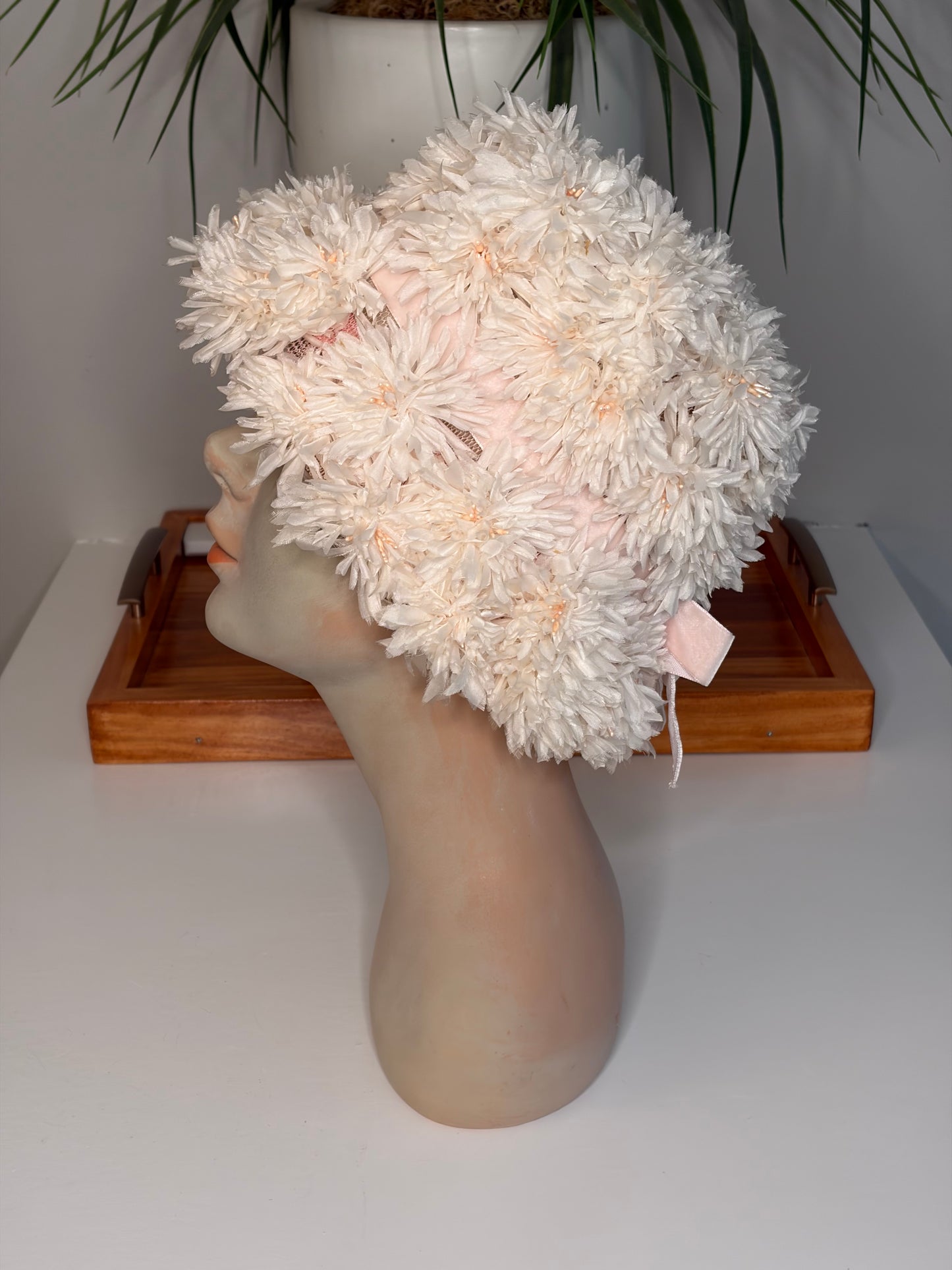 1960s Light Pink Flower Bucket Hat