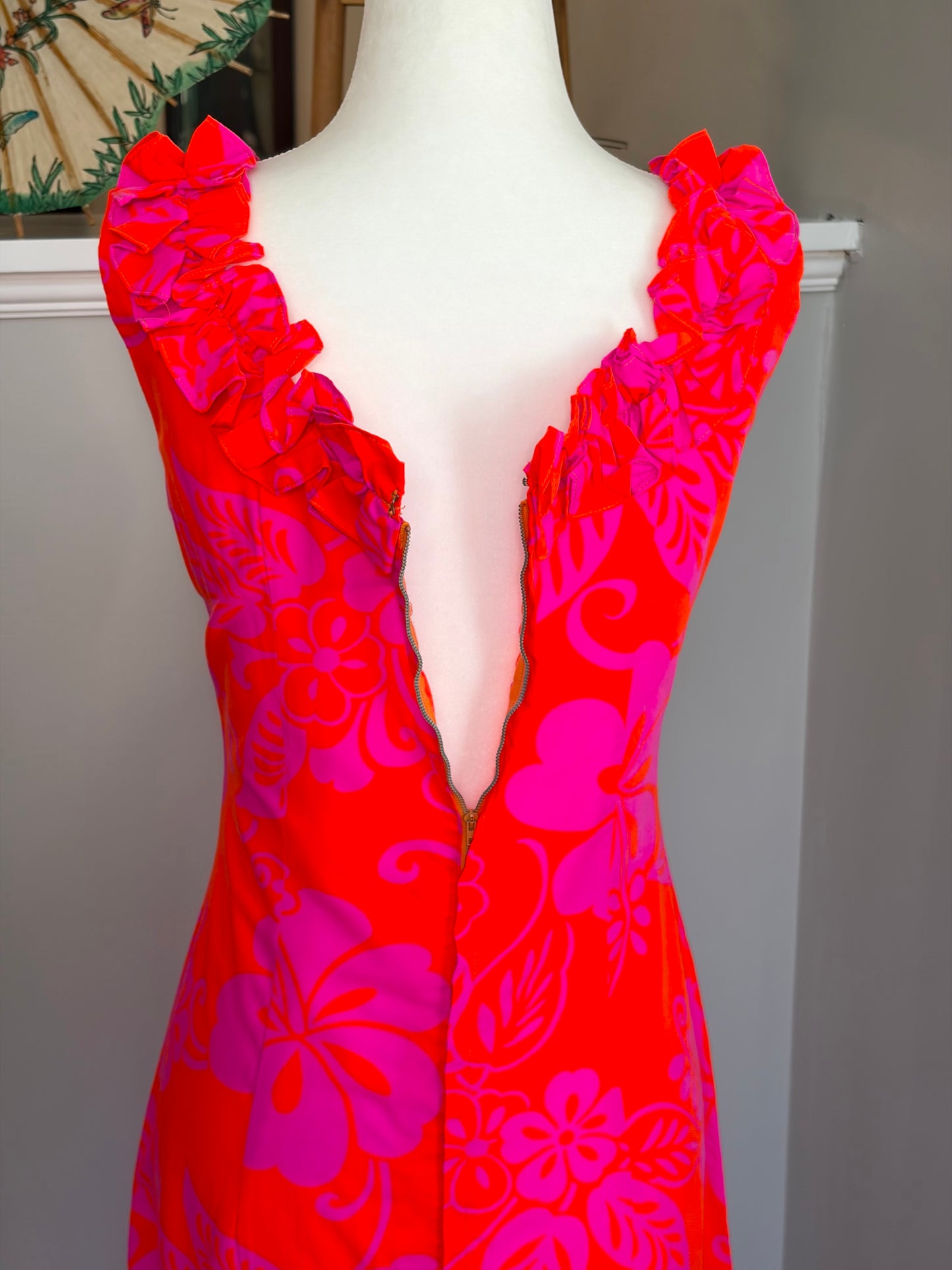 1960s Hale Muu Hawaiian Day Glo Tiki Dress