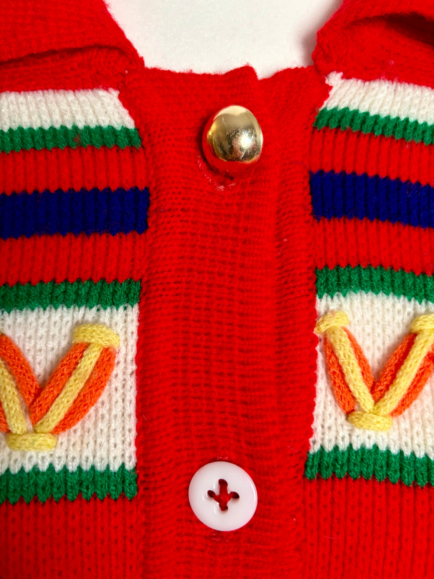 1970s Red Patterned Knit Poncho