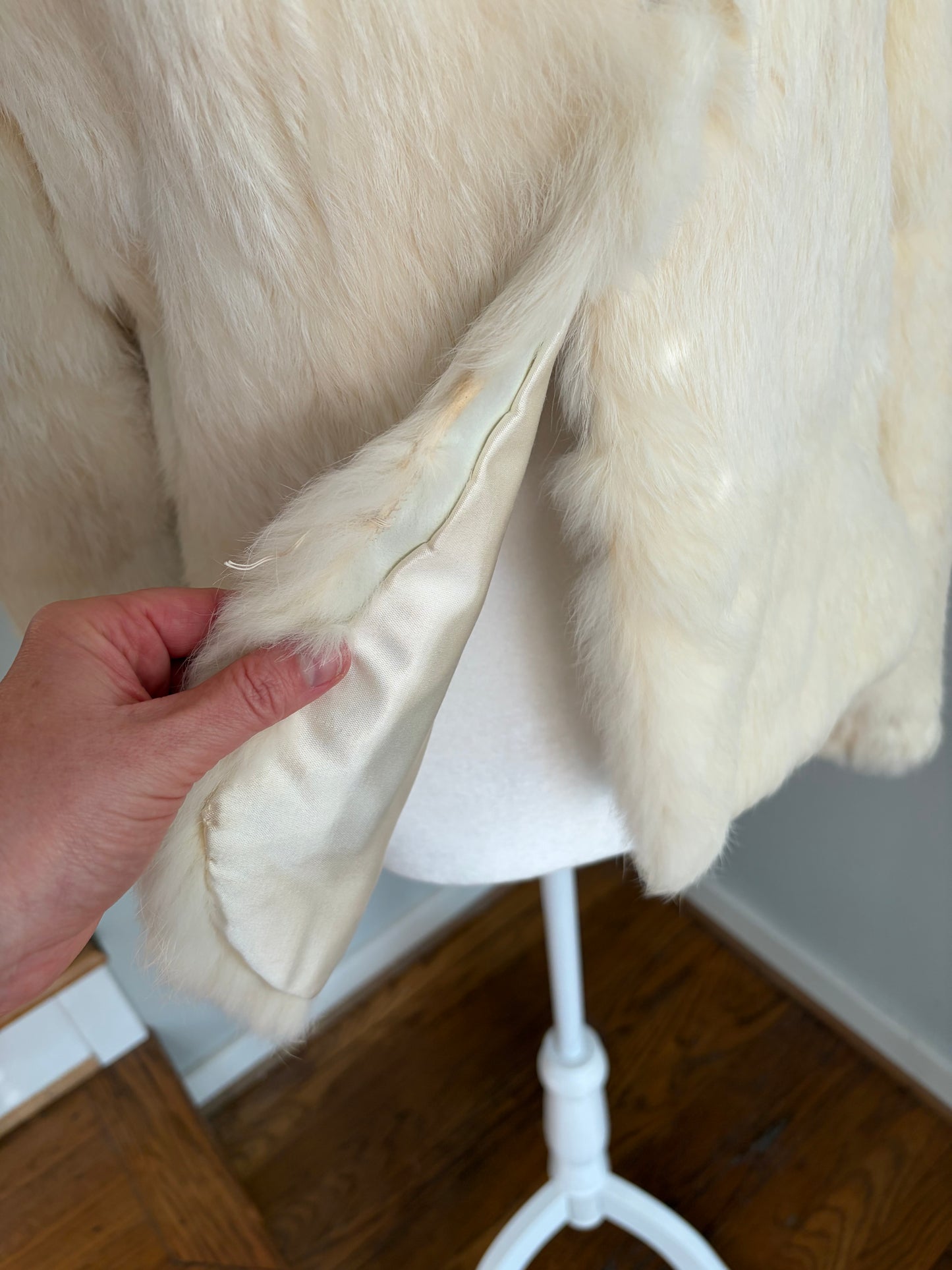 1950s Cream Rabbit Fur Cropped Jacket