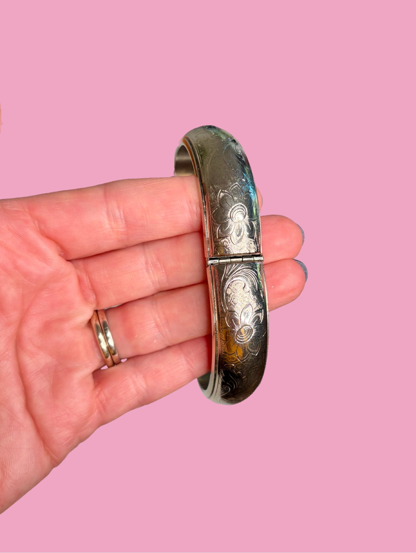1950s Etched Floral Bangle